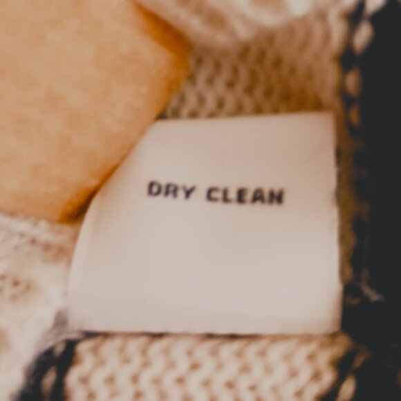 Cashmere Cream & Black Stripe Crop Sweater Cabincore Scandigirl Cozy Size L NWT - Picture 10 of 16